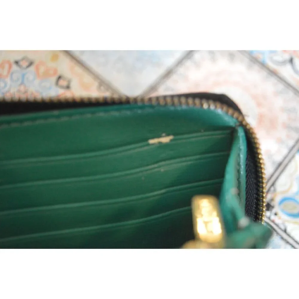 Fossil Wallet Black Leather Zip Around Accordion Wristlet Kelly Green Interior